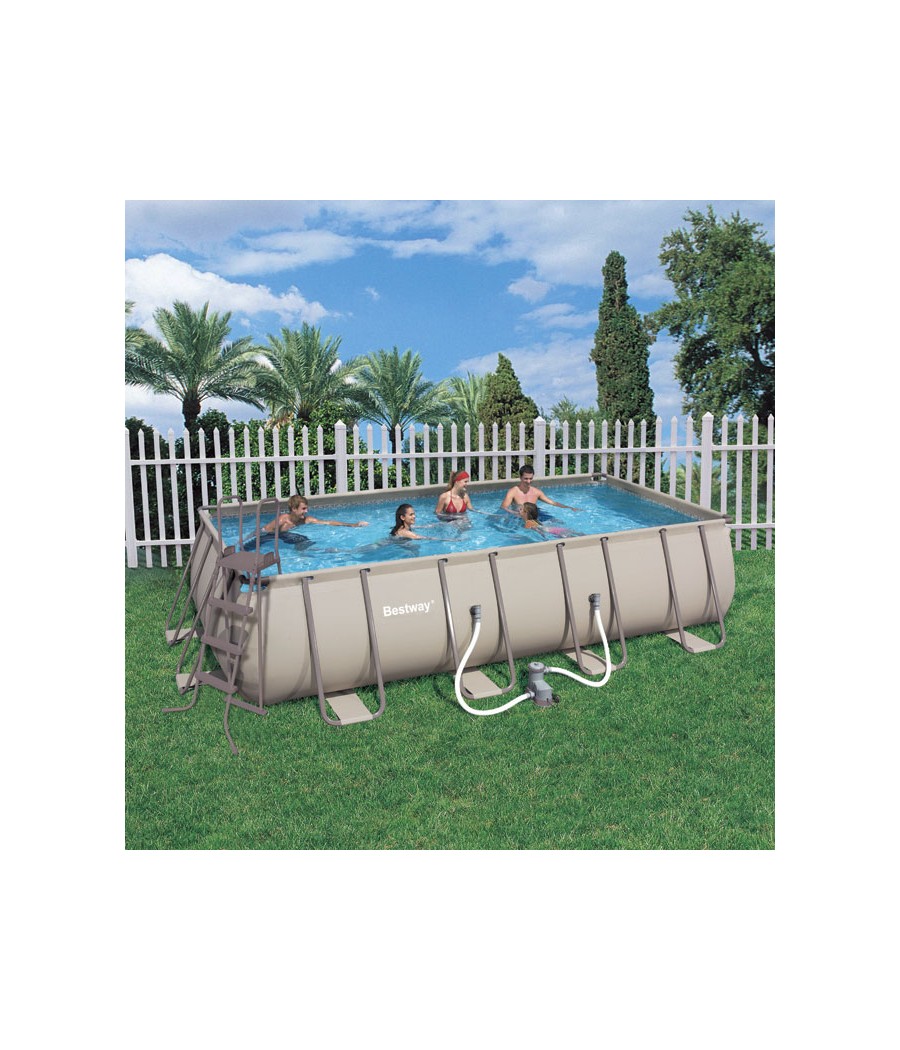 Piscine tubulaire Bestway 5.49m x 2.74m x 1.22m à prix sacrifié