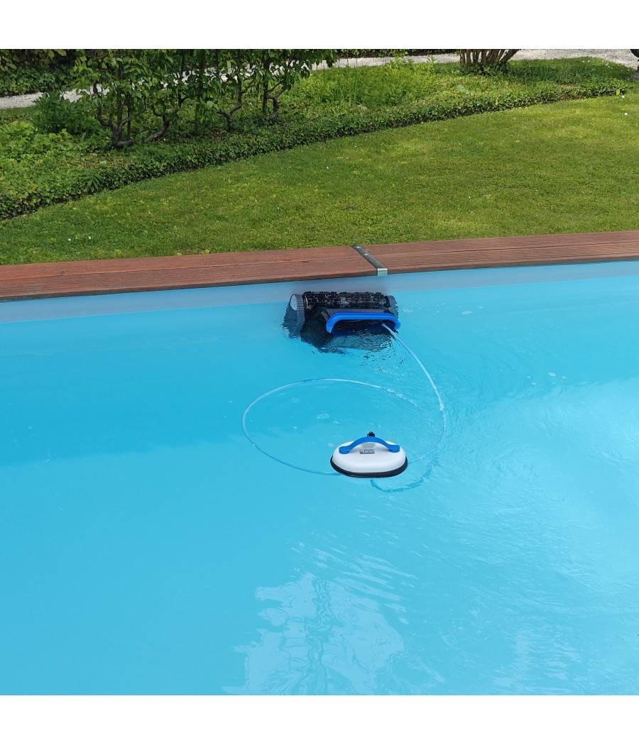 Robot piscine 8STREME 7311 avec brosses PVC. Robot piscine sans fil extérieur à la piscine, livré avec batterie flottante.