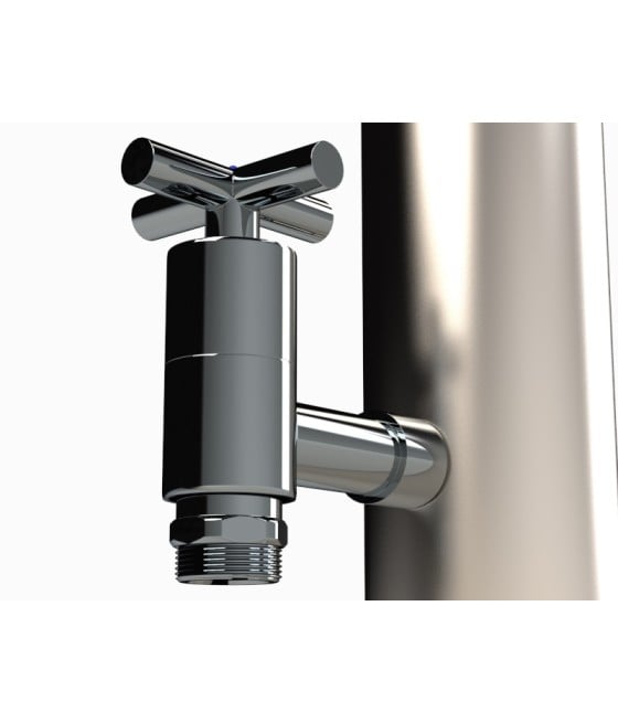 Détail de douche extérieure en inox NEMO