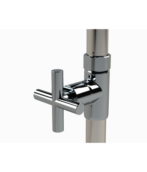 Détail de douche extérieure en inox COBRA