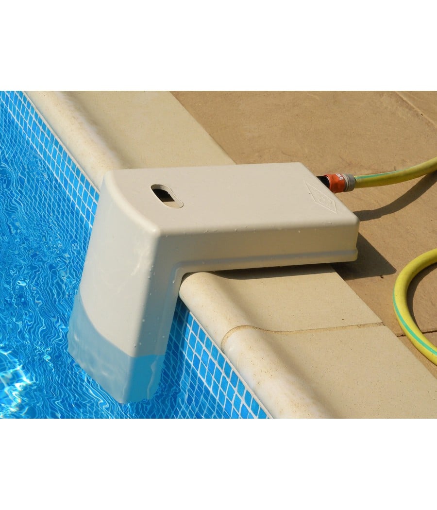 Régulateur de niveau amovible pour piscine enterrée